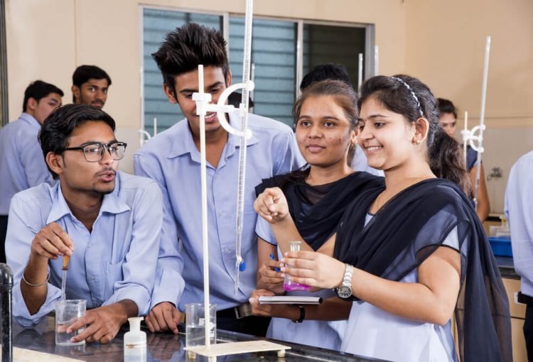 Students in Lab